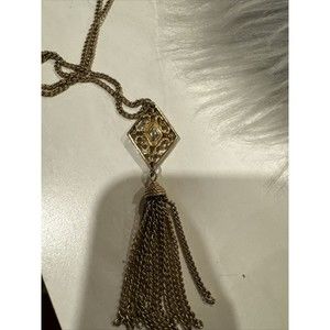 Vintage Sarah Coventry Filigree Pendant Tassel Necklace Gold Tone￼20”